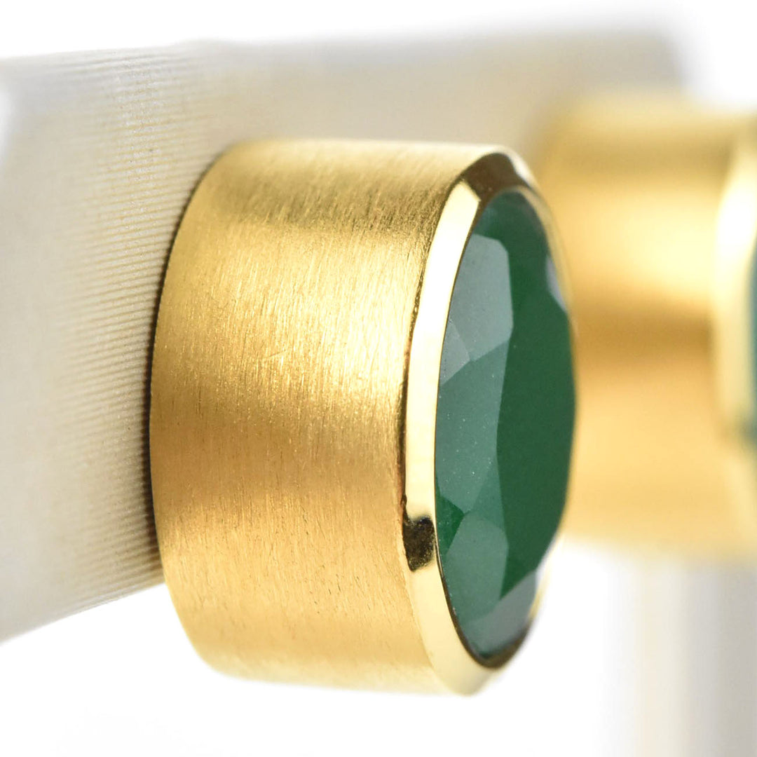 Signature Large Knockout Studs in Green Onyx