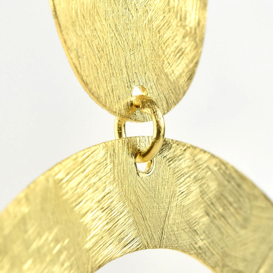 Elongated Tejo Earring in Gold Tone