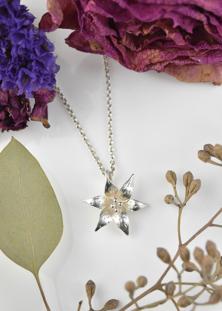 Lily Pendant Necklace - Goldmakers Fine Jewelry