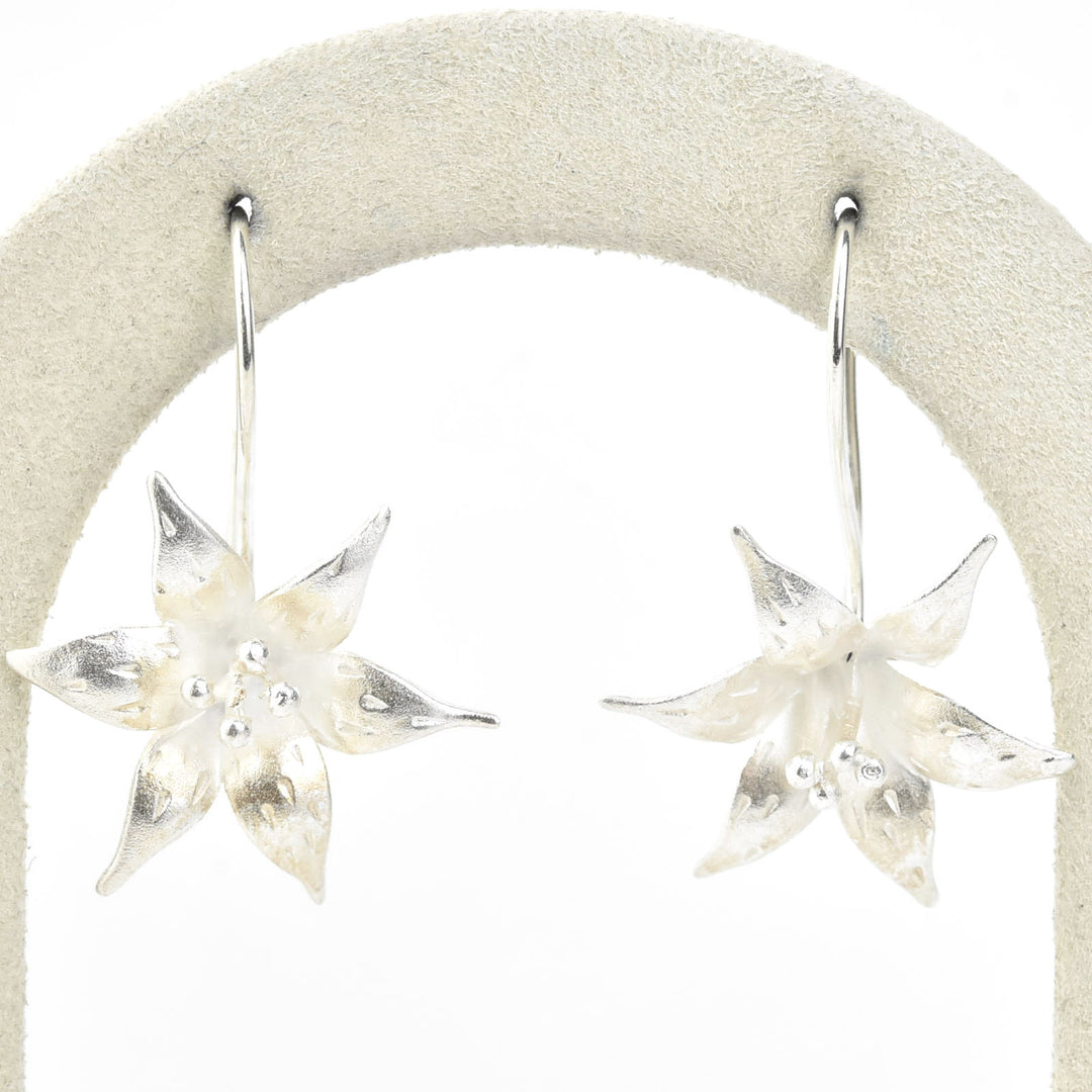 Lily Wire Drop Earrings - Goldmakers Fine Jewelry