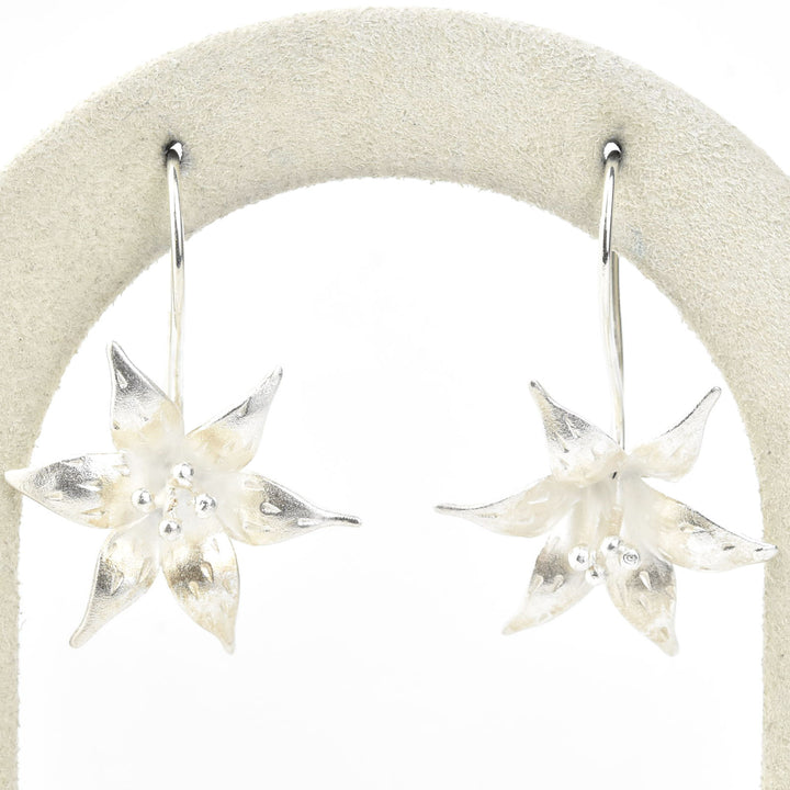 Lily Wire Drop Earrings - Goldmakers Fine Jewelry