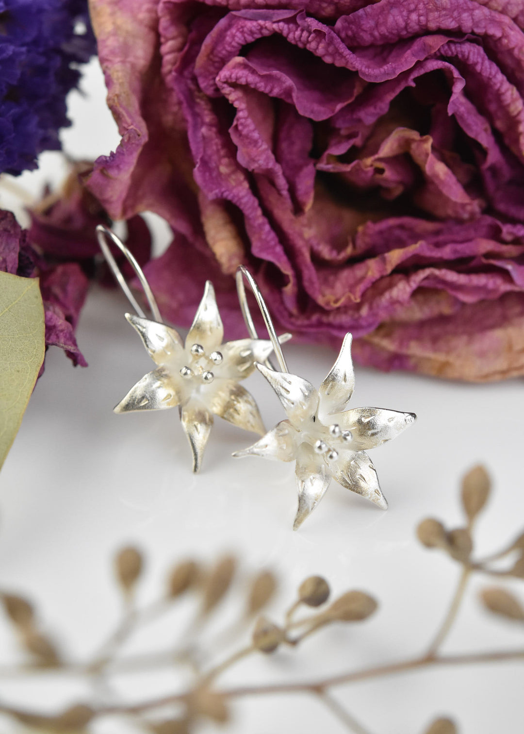 Lily Wire Drop Earrings - Goldmakers Fine Jewelry