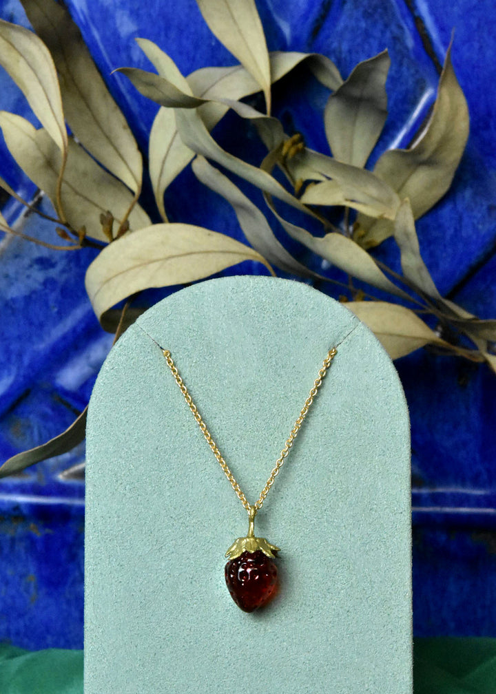 Little Strawberry Pendant - Goldmakers Fine Jewelry