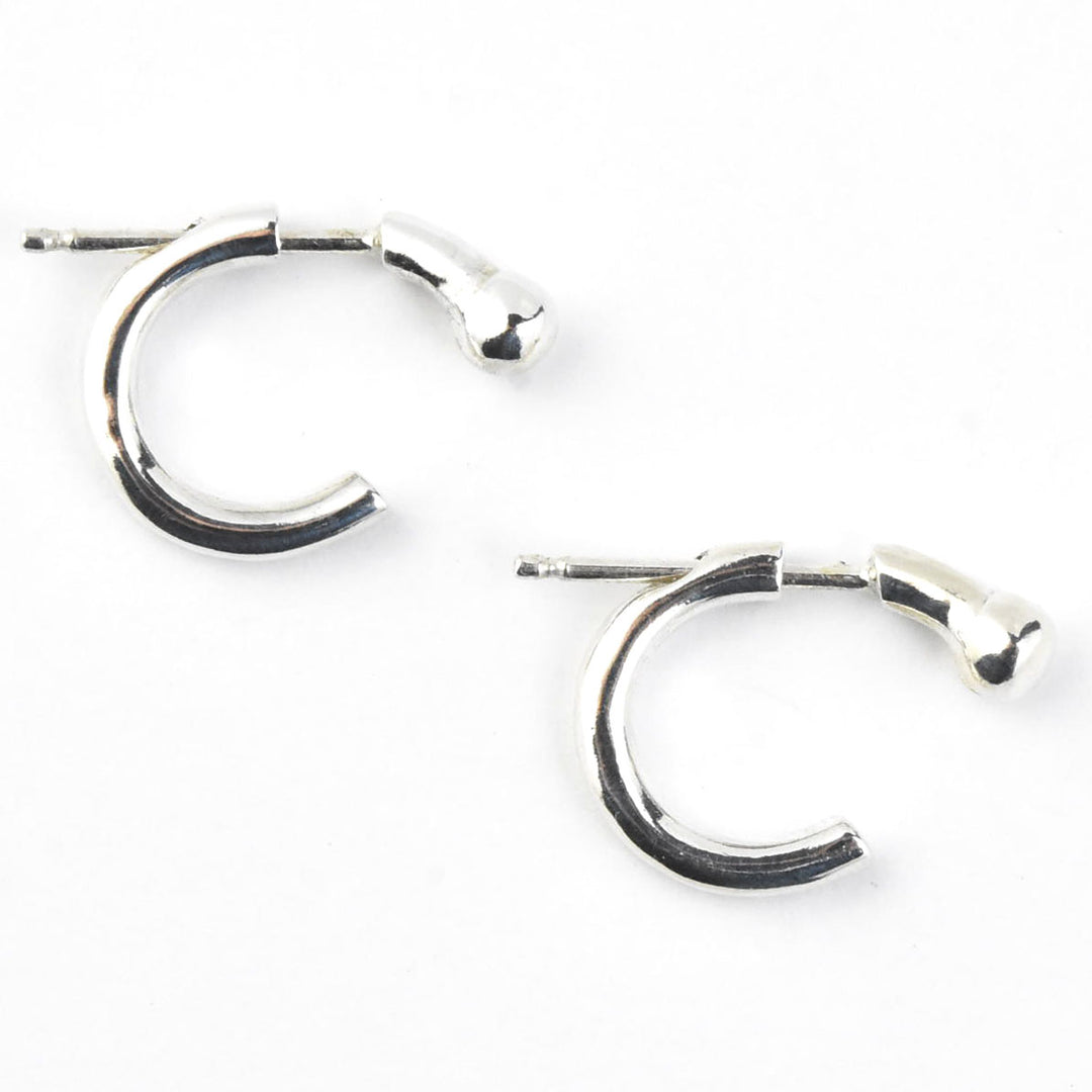 Lo Hoops - Goldmakers Fine Jewelry