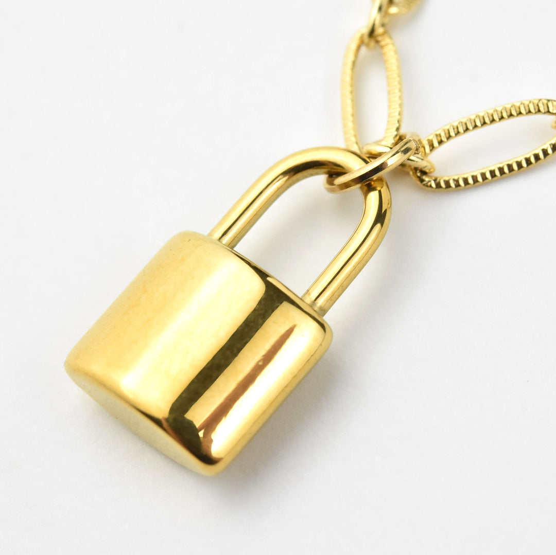 Gigi Lock Paperclip Necklace in Gold Tone - Goldmakers Fine Jewelry