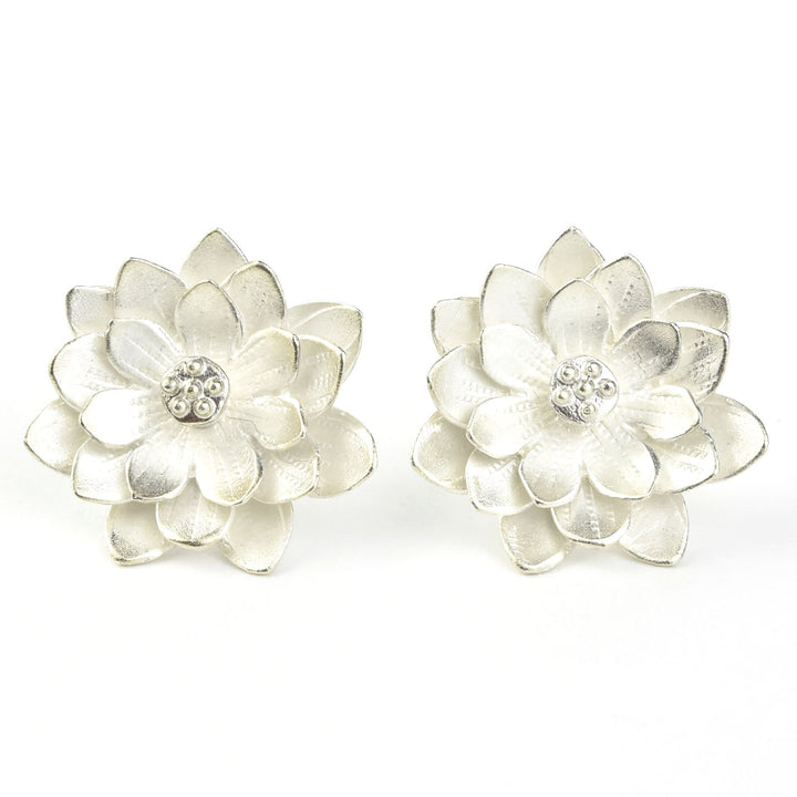Lotus Stud Earrings - Goldmakers Fine Jewelry