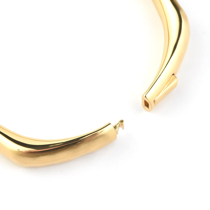 Mara Hinged Bangle - Goldmakers Fine Jewelry
