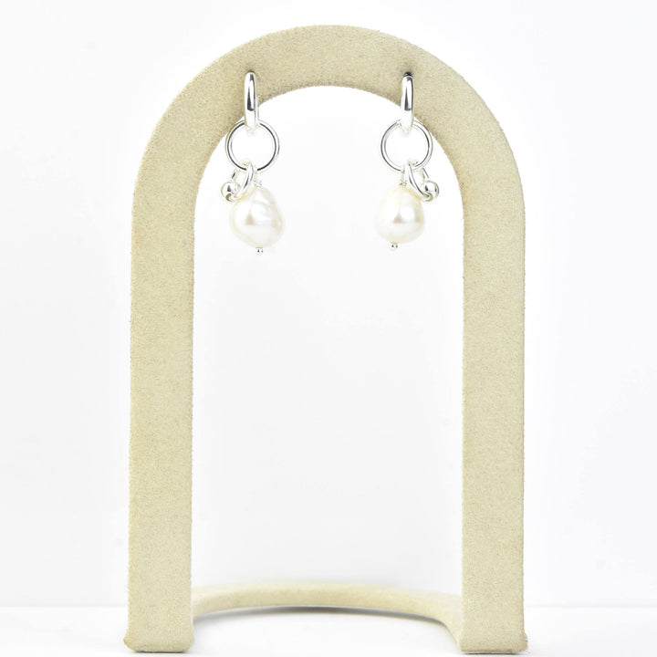 Maya Hoops