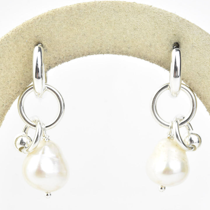 Maya Hoops