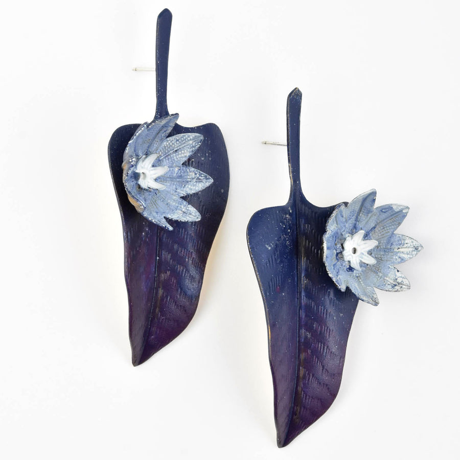 Midnight Blooming Cereus Earrings - Goldmakers Fine Jewelry