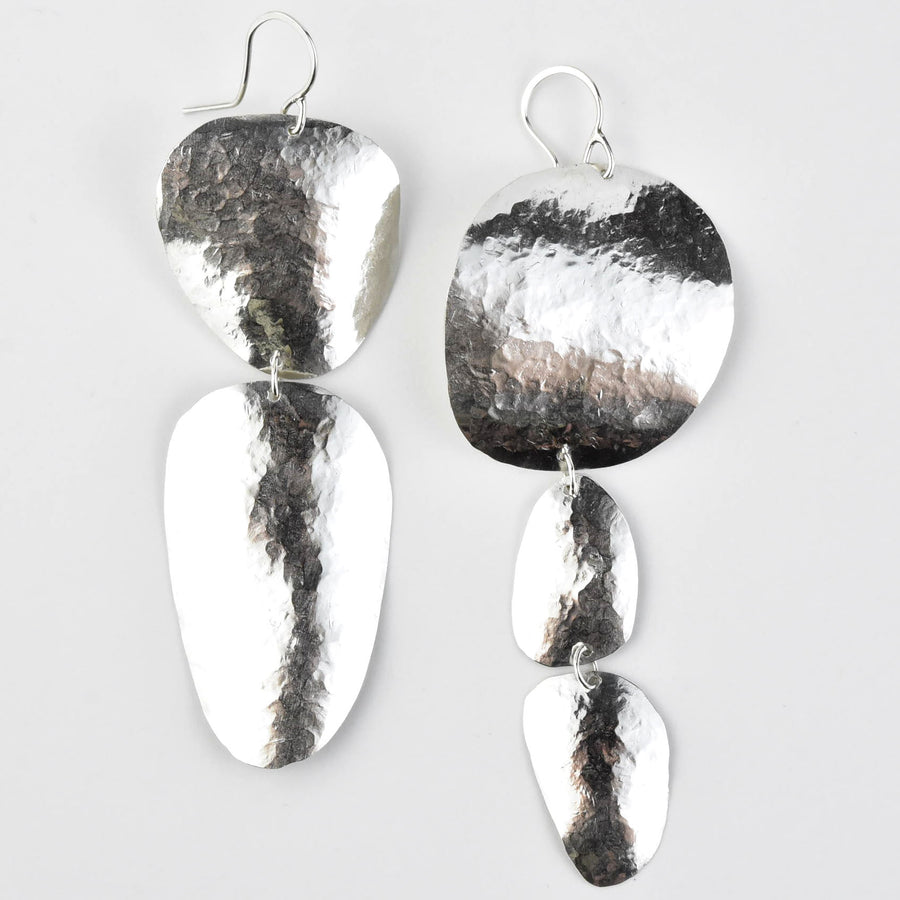 Mismatched Hammered Droplet Earrings - Goldmakers Fine Jewelry