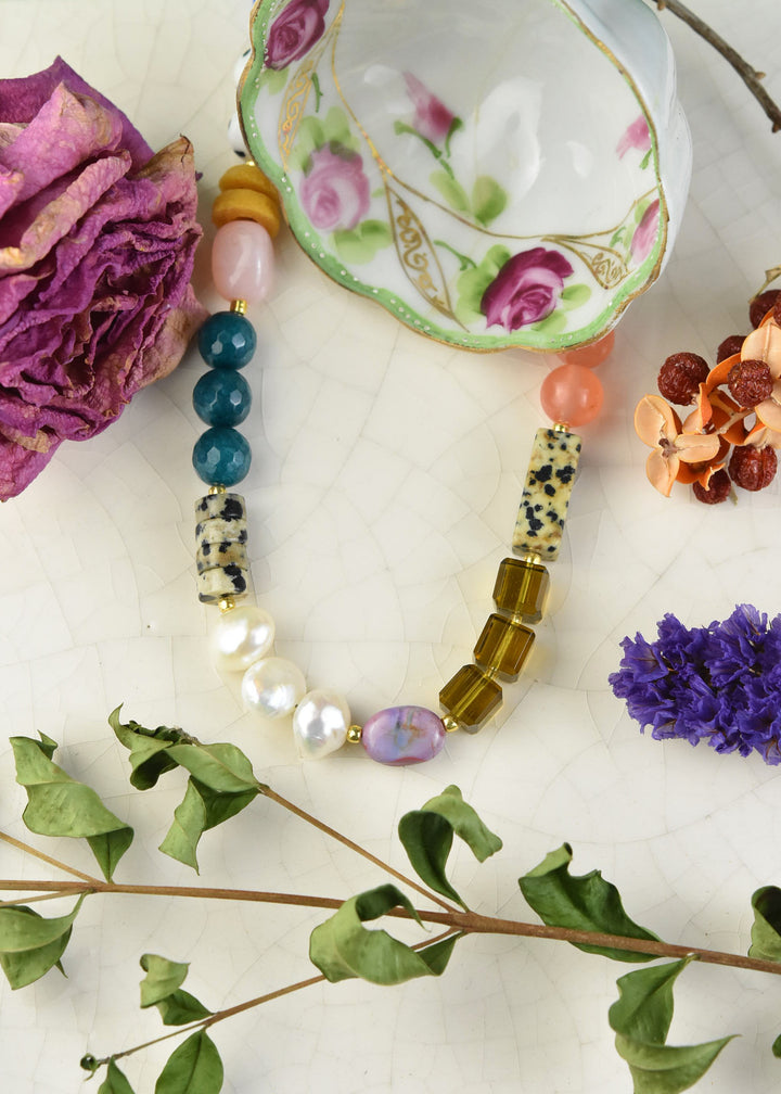 Multicolored Pearl Beaded Necklace