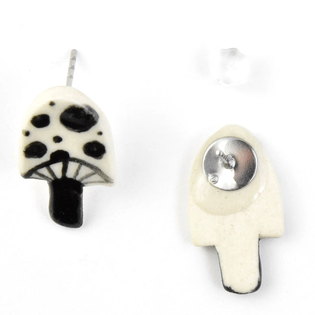 Mushroom Studs - Goldmakers Fine Jewelry