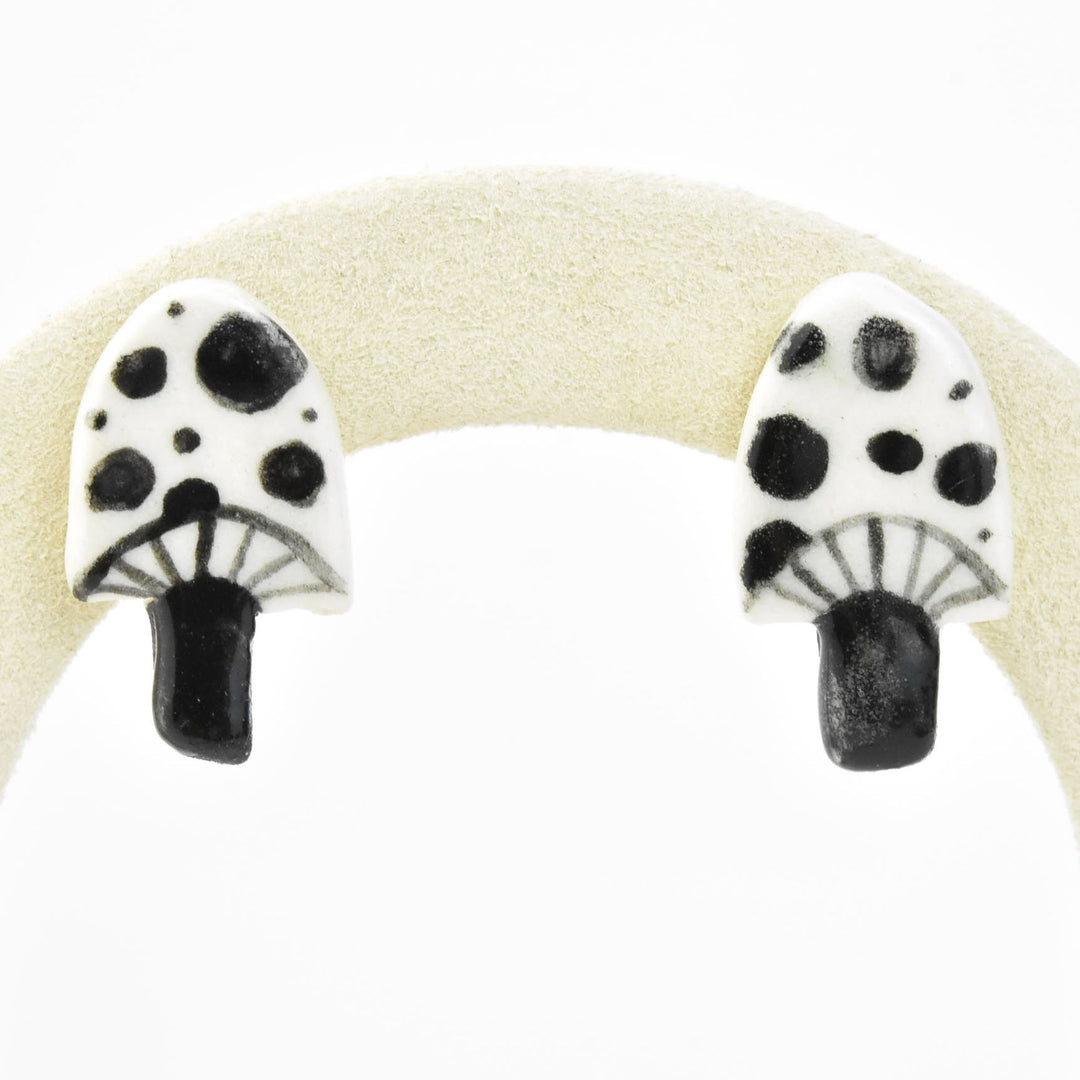 Mushroom Studs - Goldmakers Fine Jewelry