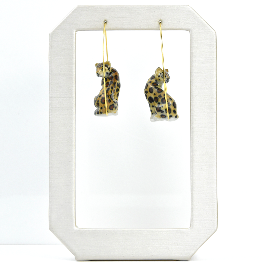 Sitting Leopard Hoop Earrings - Goldmakers Fine Jewelry