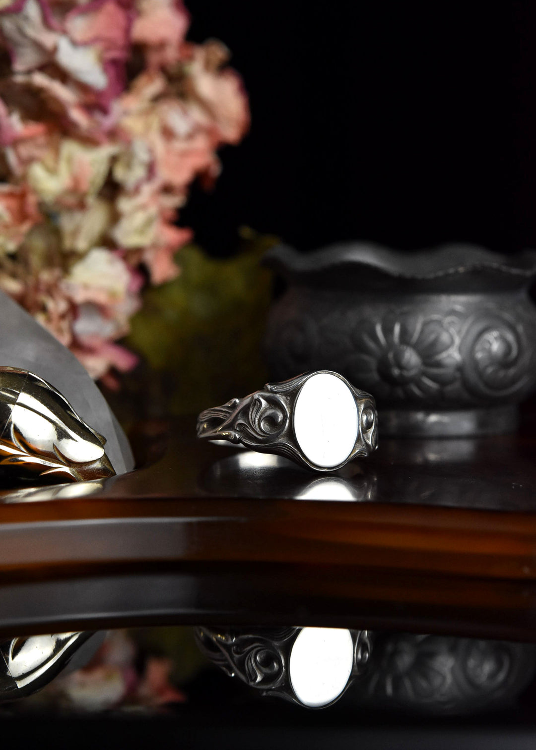 Nouveau Scroll Signet Ring in Sterling Silver