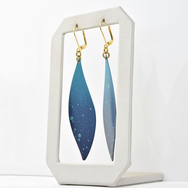 Ocean Tilde Earrings - Goldmakers Fine Jewelry