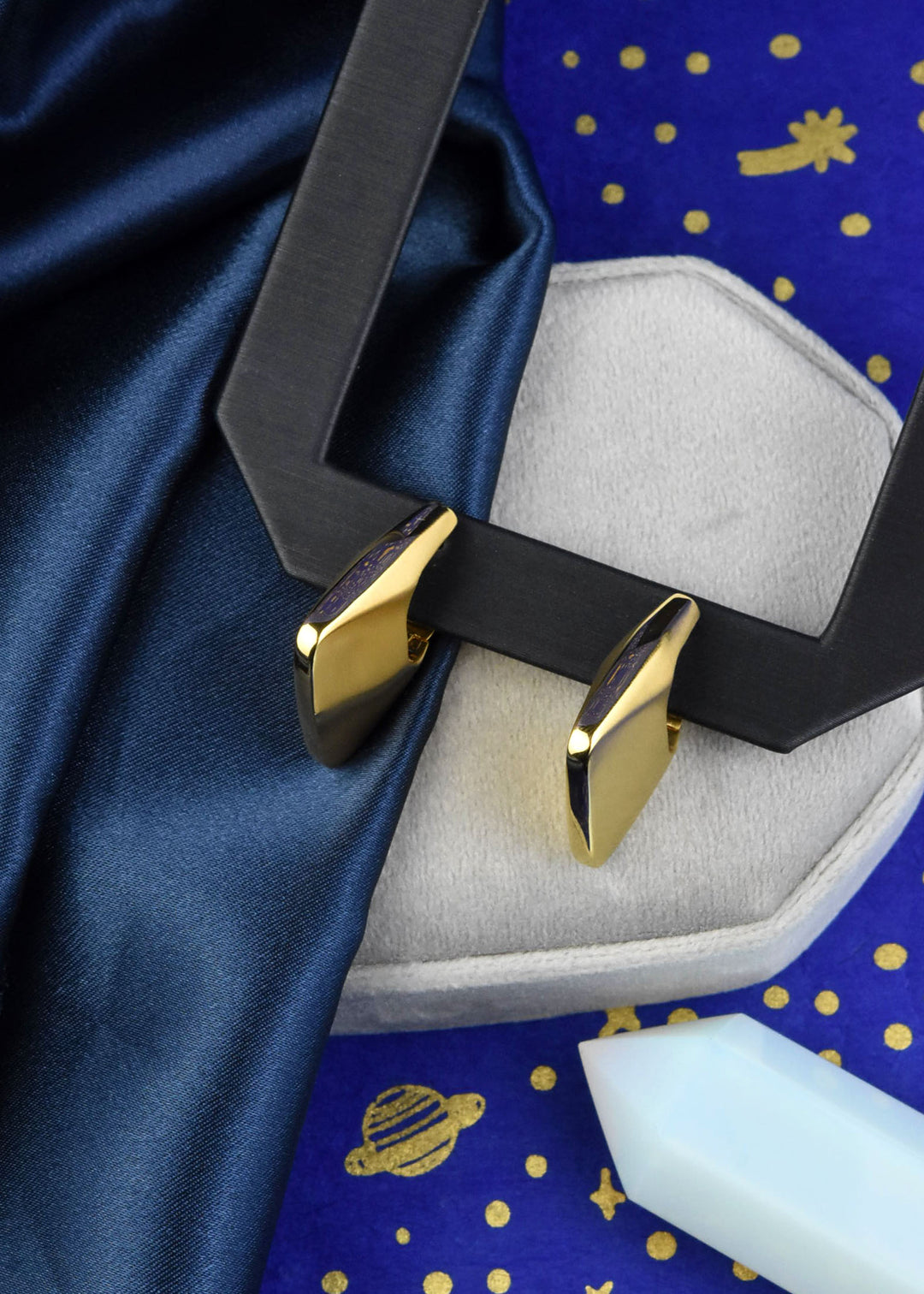 Oslo Hinged Hoops - Goldmakers Fine Jewelry