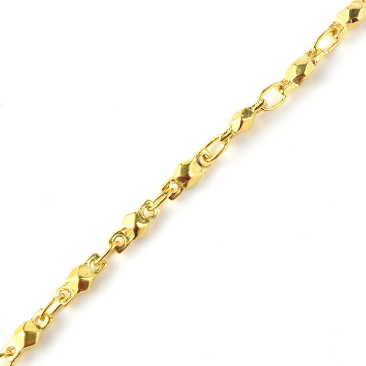 Oval Bee Necklace in White Enamel - Goldmakers Fine Jewelry