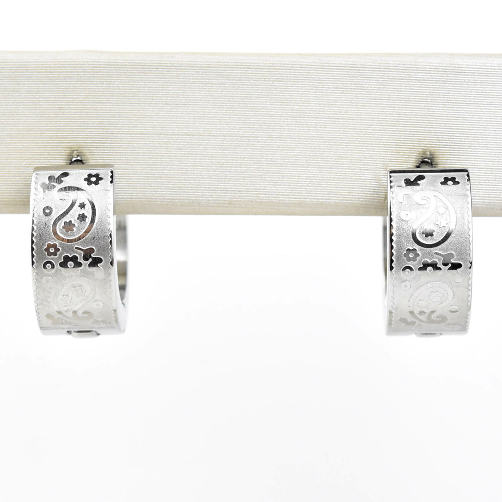 Paisly Super Chunky Huggie Hoops - Goldmakers Fine Jewelry
