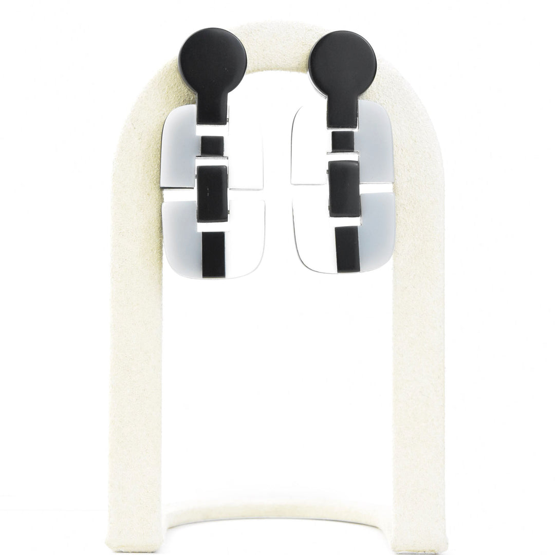 Panorama Link Earrings in Black