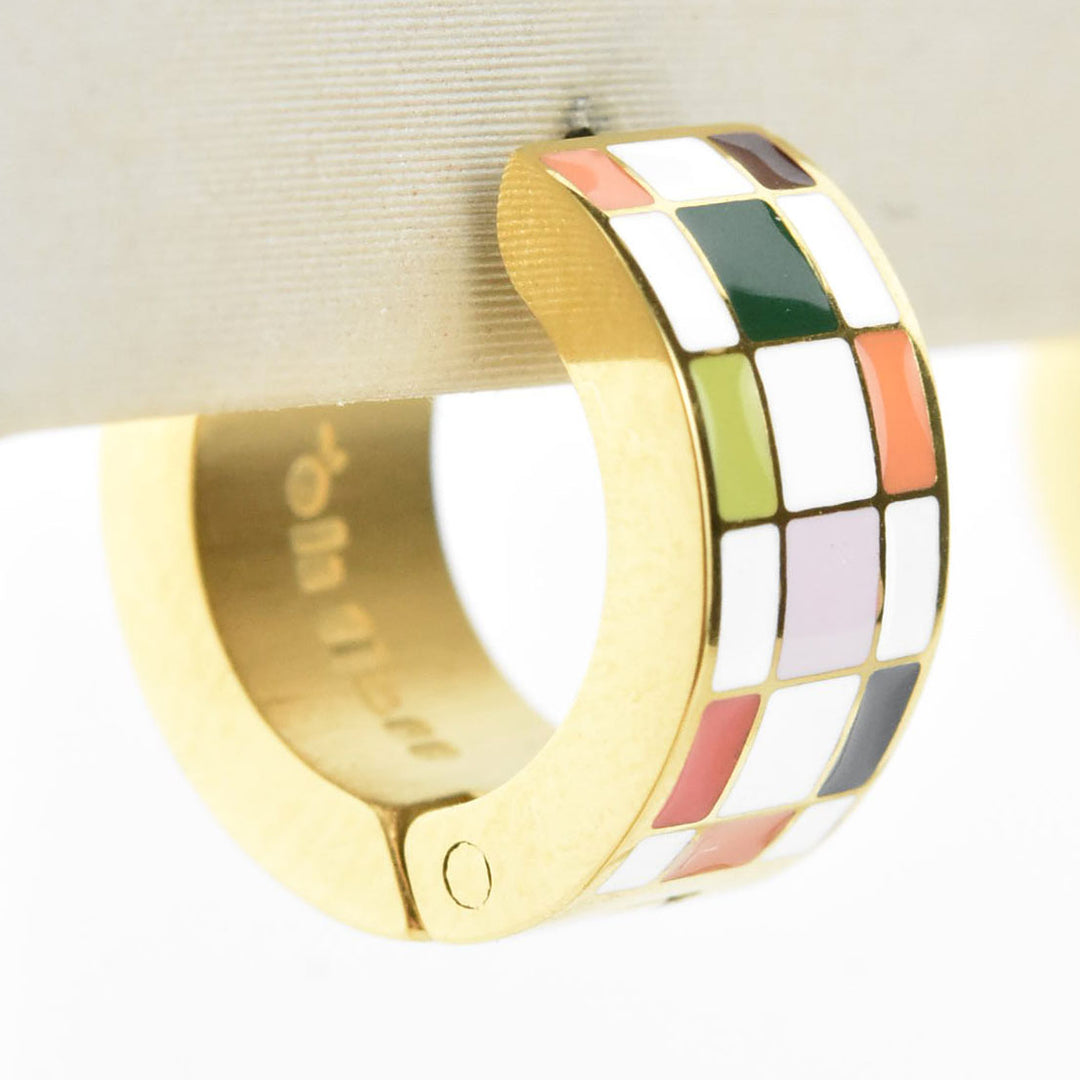 Checkered Super Chunky Huggie Hoops - Goldmakers Fine Jewelry