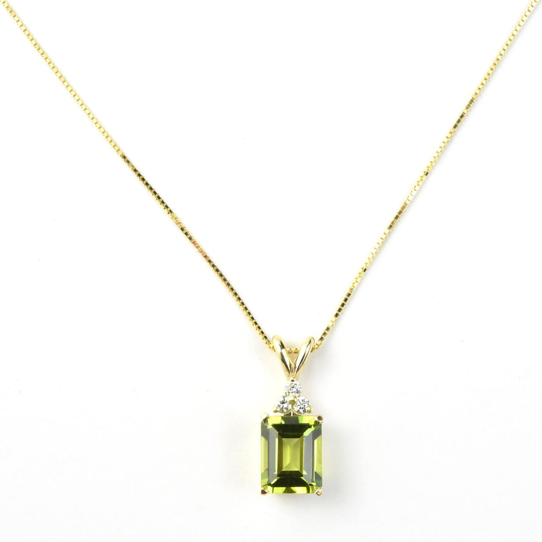 Peridot Necklace in 14k Yellow Gold