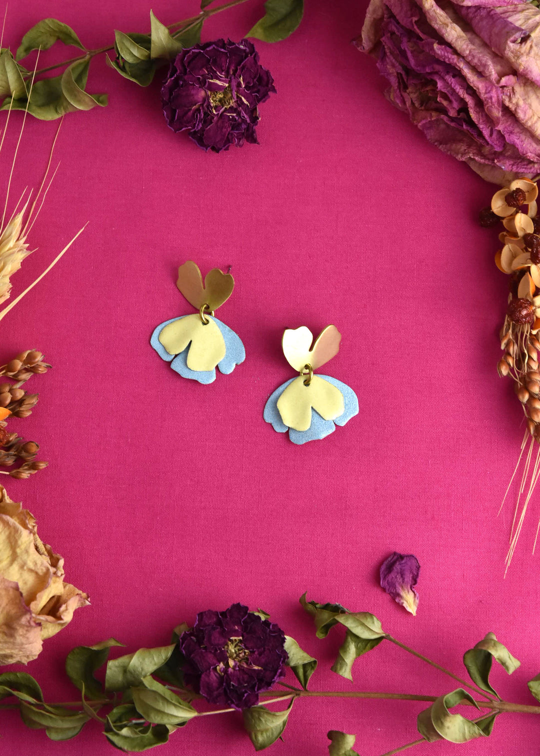 Petals Earrings in Small