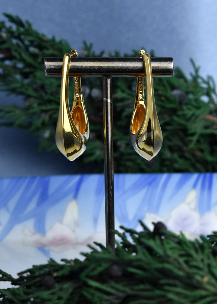 Phuket Hinged Hoops - Goldmakers Fine Jewelry