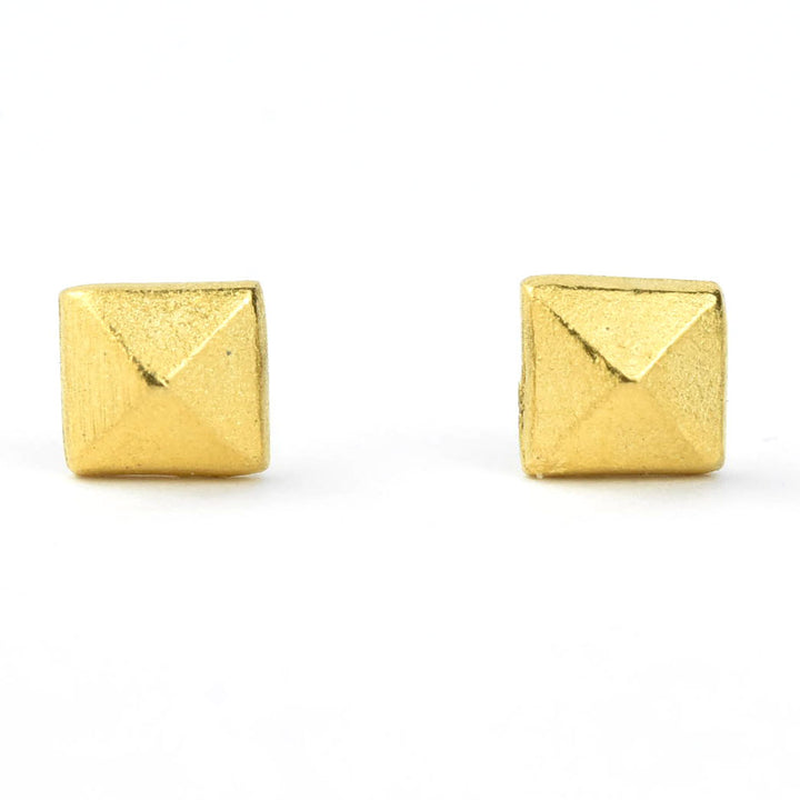 Pyramid Stud Earrings - Goldmakers Fine Jewelry