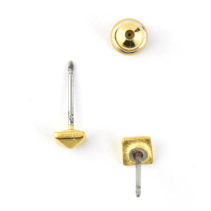 Pyramid Stud Earrings - Goldmakers Fine Jewelry