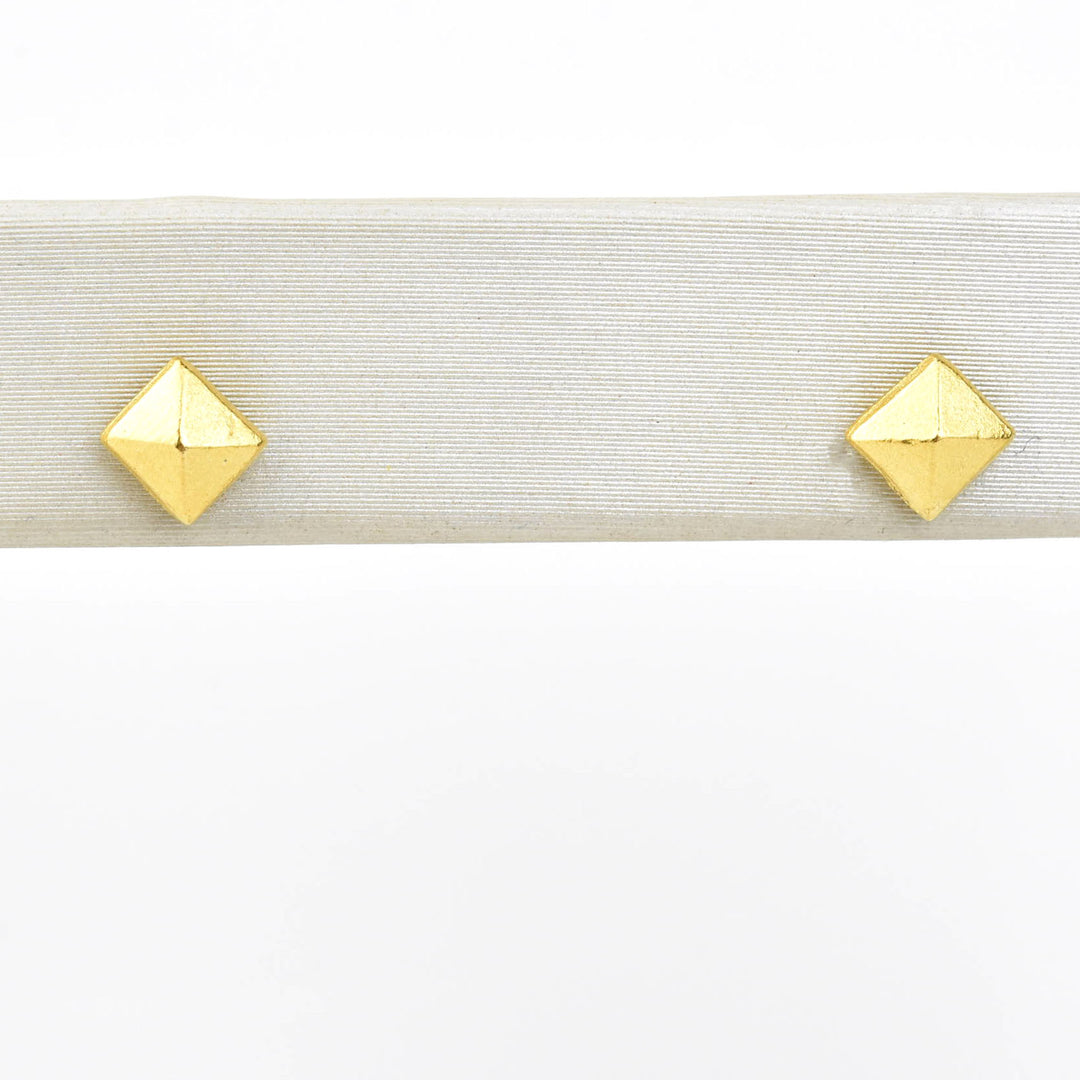 Pyramid Stud Earrings - Goldmakers Fine Jewelry