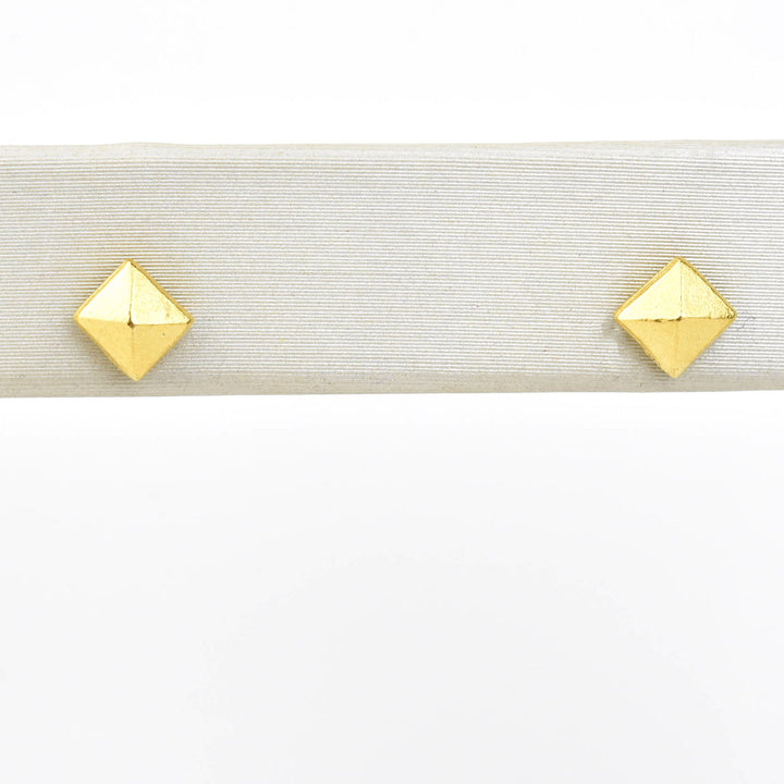 Pyramid Stud Earrings - Goldmakers Fine Jewelry