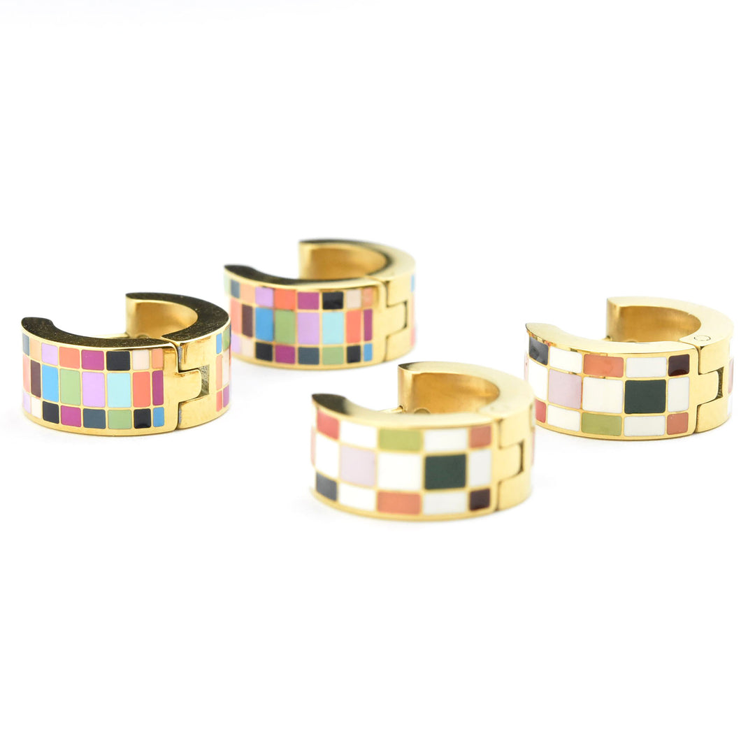 Checkered Super Chunky Huggie Hoops - Goldmakers Fine Jewelry