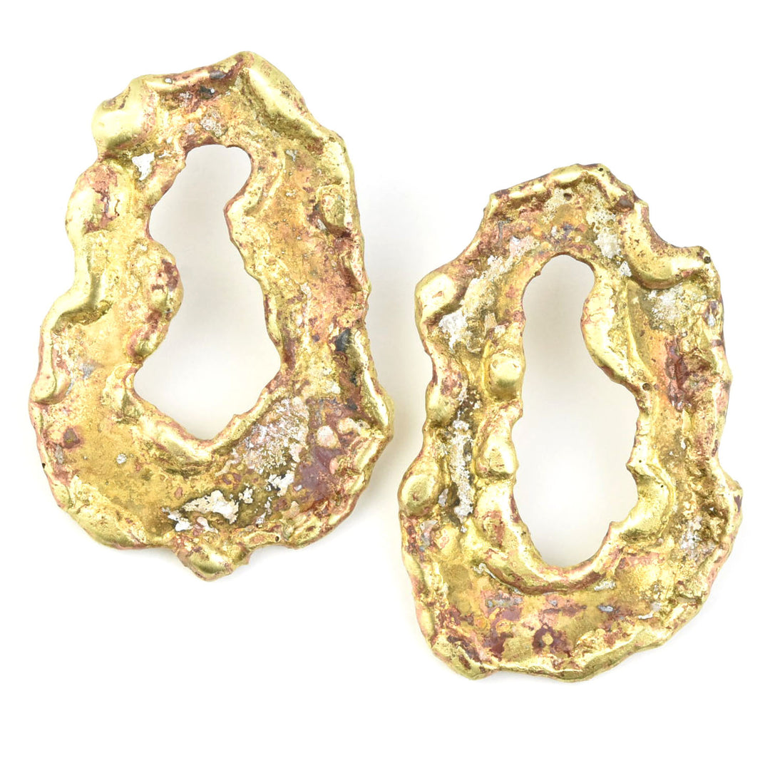 Roca Viva Studs