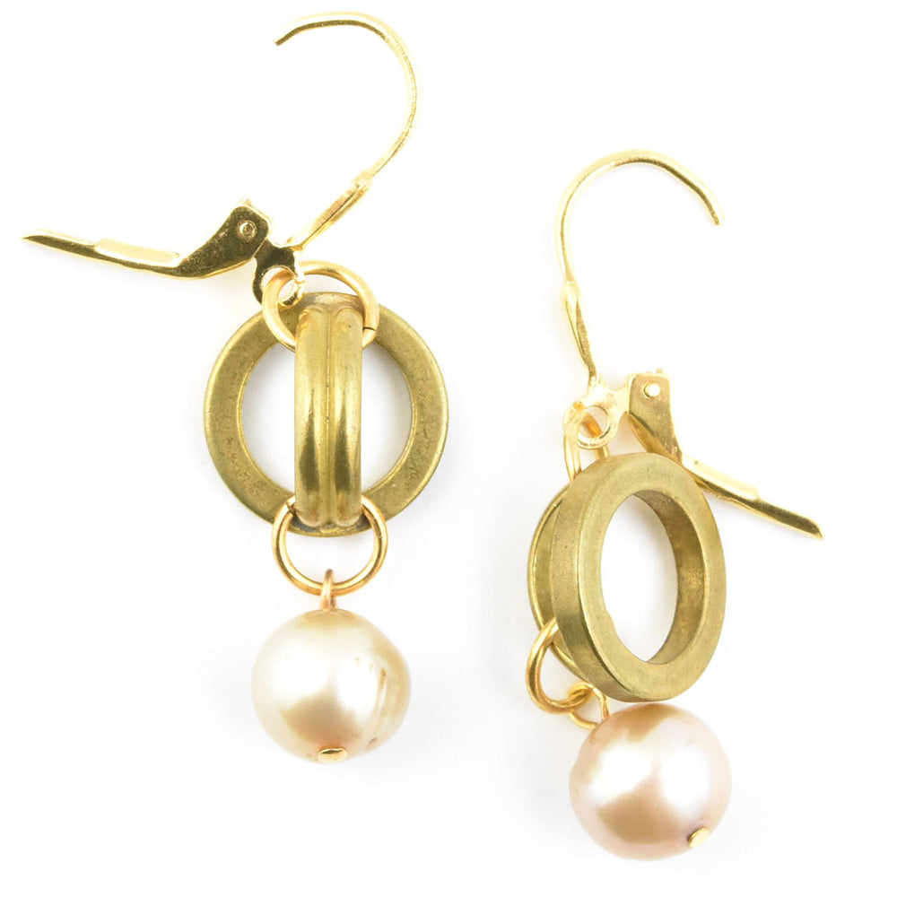 Vintage Brass Round Link & Pearl Earrings - Goldmakers Fine Jewelry