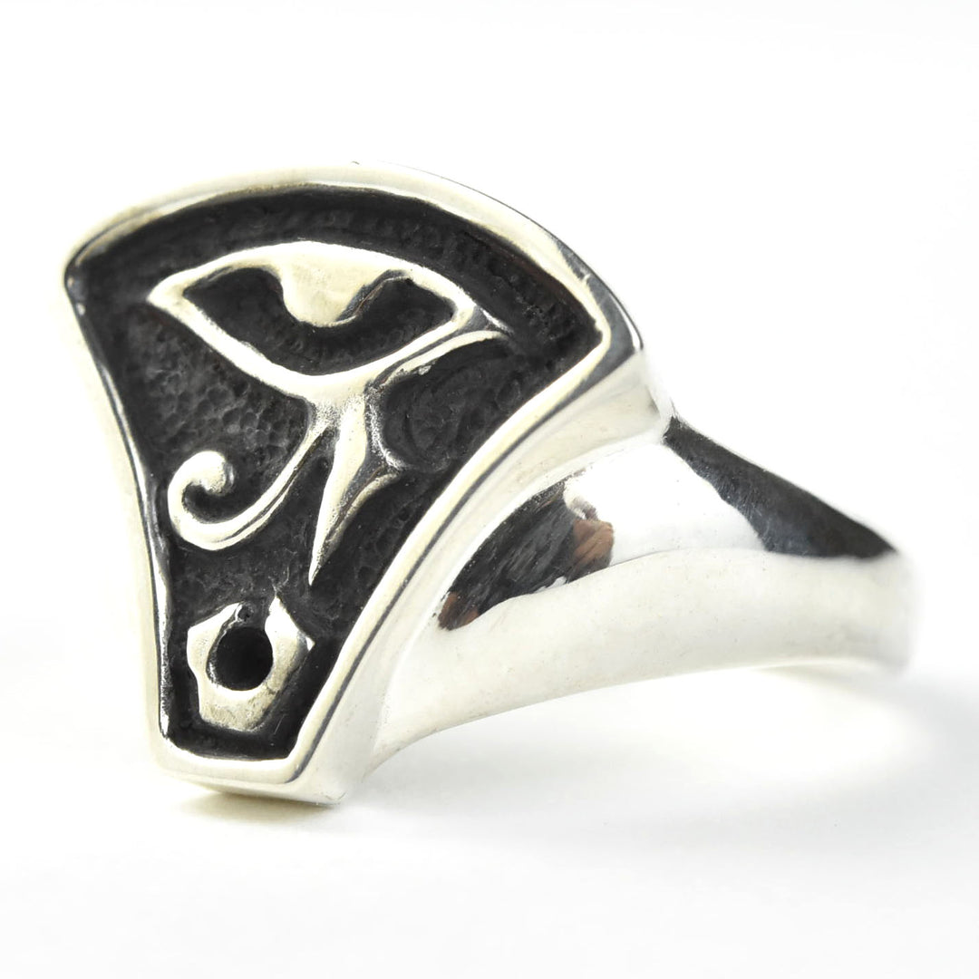 Eye of Horus Ring in Sterling Silver