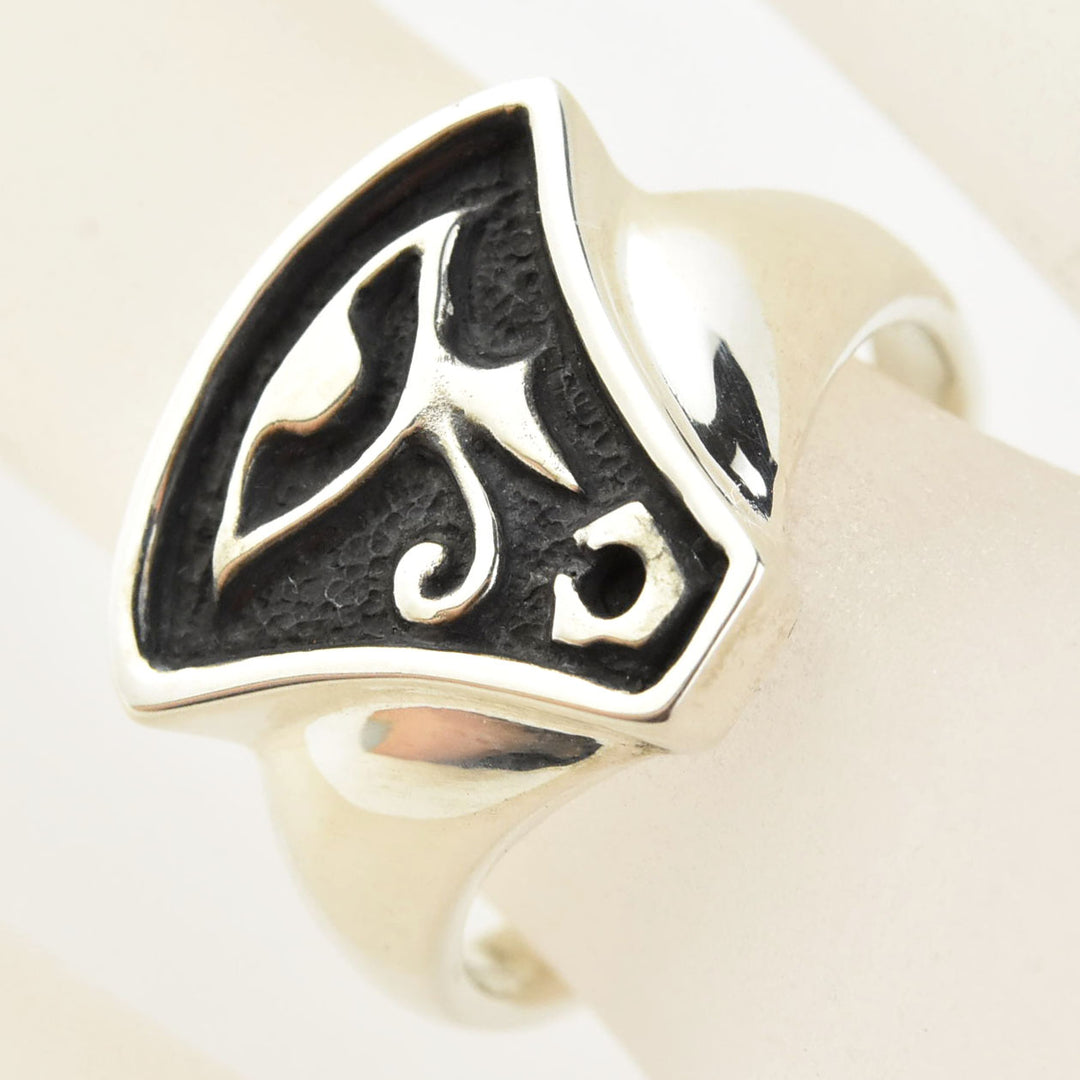 Eye of Horus Ring in Sterling Silver