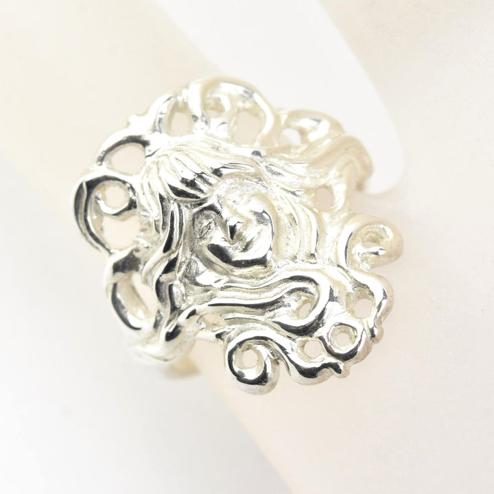 Maiden Ring in Sterling Silver