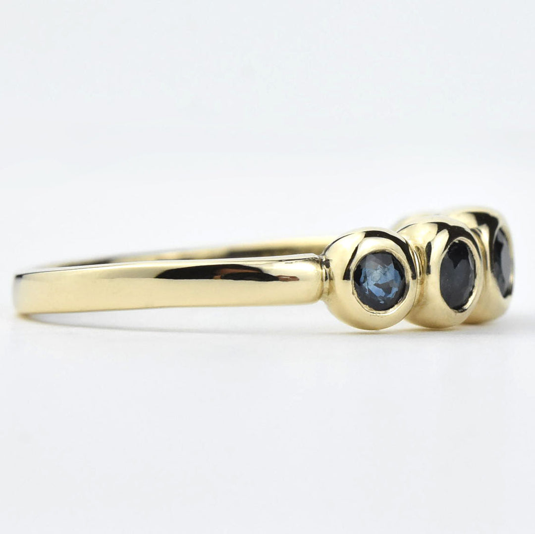 Sapphire Bubble Band in 14k Gold - Goldmakers Fine Jewelry