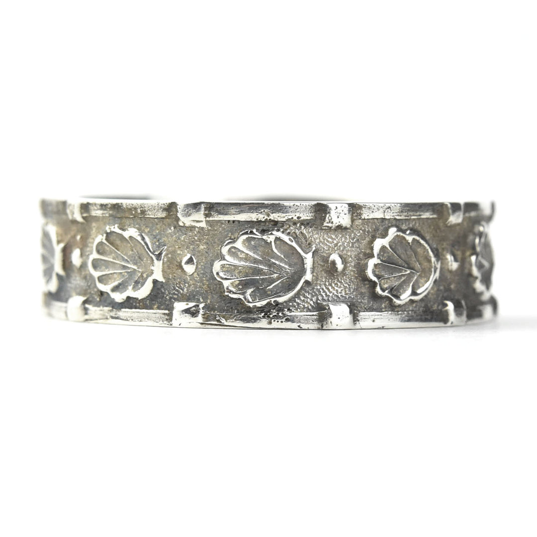 Sea Shell Band in Sterling Silver