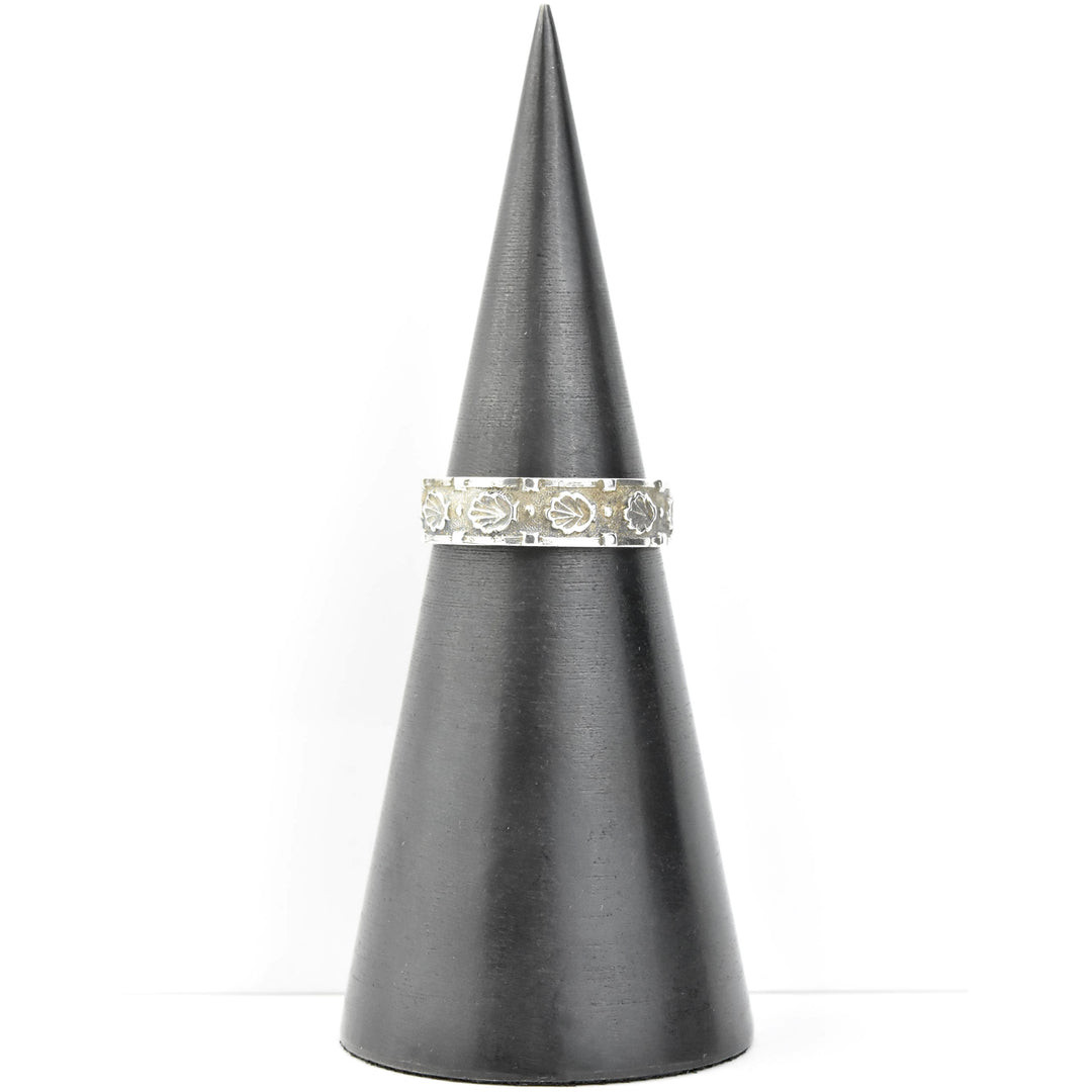 Sea Shell Band in Sterling Silver