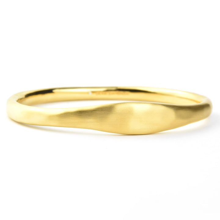 Serra Hinged Bangle - Goldmakers Fine Jewelry