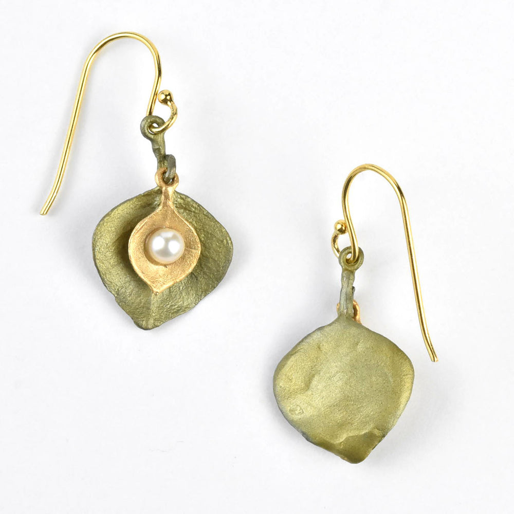 Round Leaf Eucalyptus Earrings with Pearl - Goldmakers Fine Jewelry
