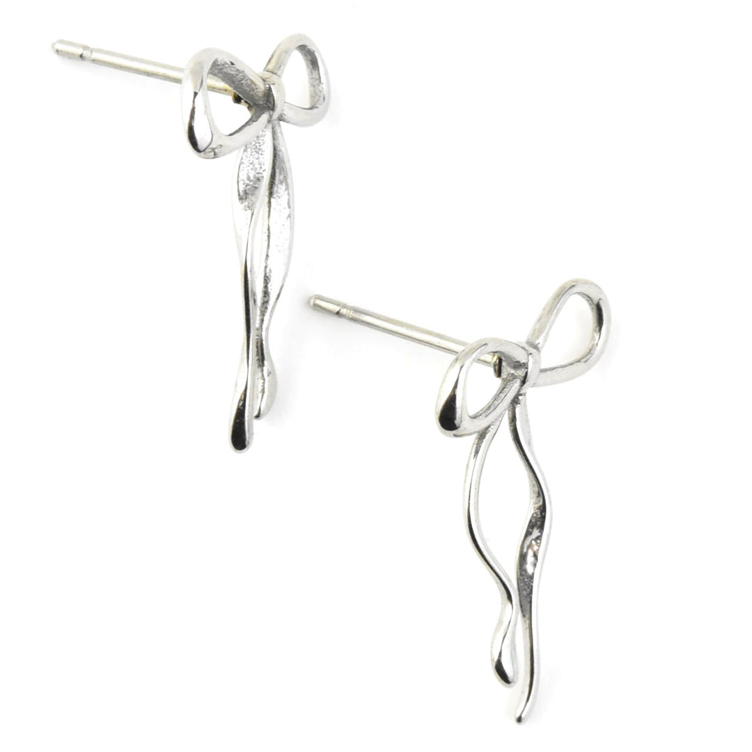 Dainty Bow Studs - Goldmakers Fine Jewelry