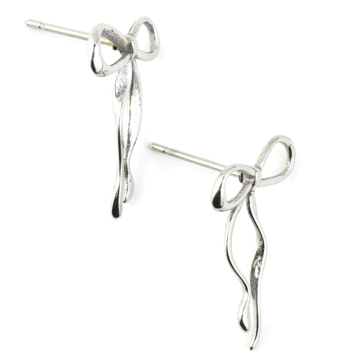 Dainty Bow Studs - Goldmakers Fine Jewelry