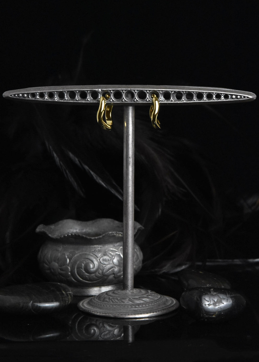 Small Rowan Hoop Earrings - Goldmakers Fine Jewelry