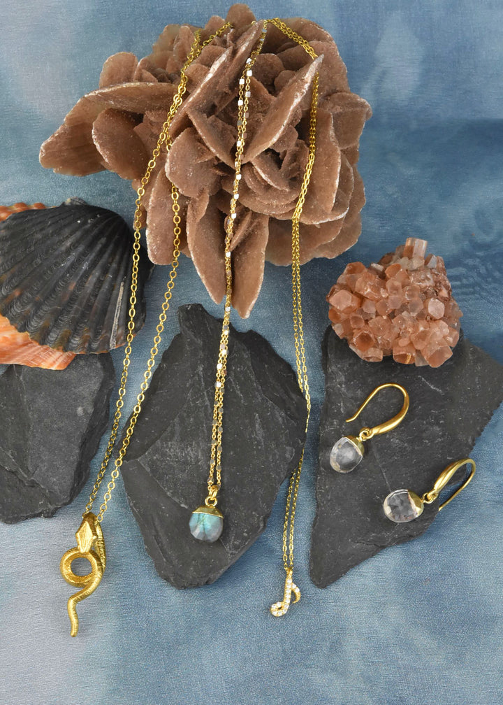 Labradorite Necklace - Goldmakers Fine Jewelry