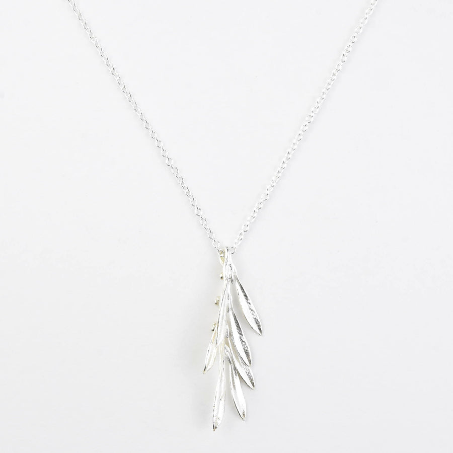 Swaying Leaf Necklace - Goldmakers Fine Jewelry