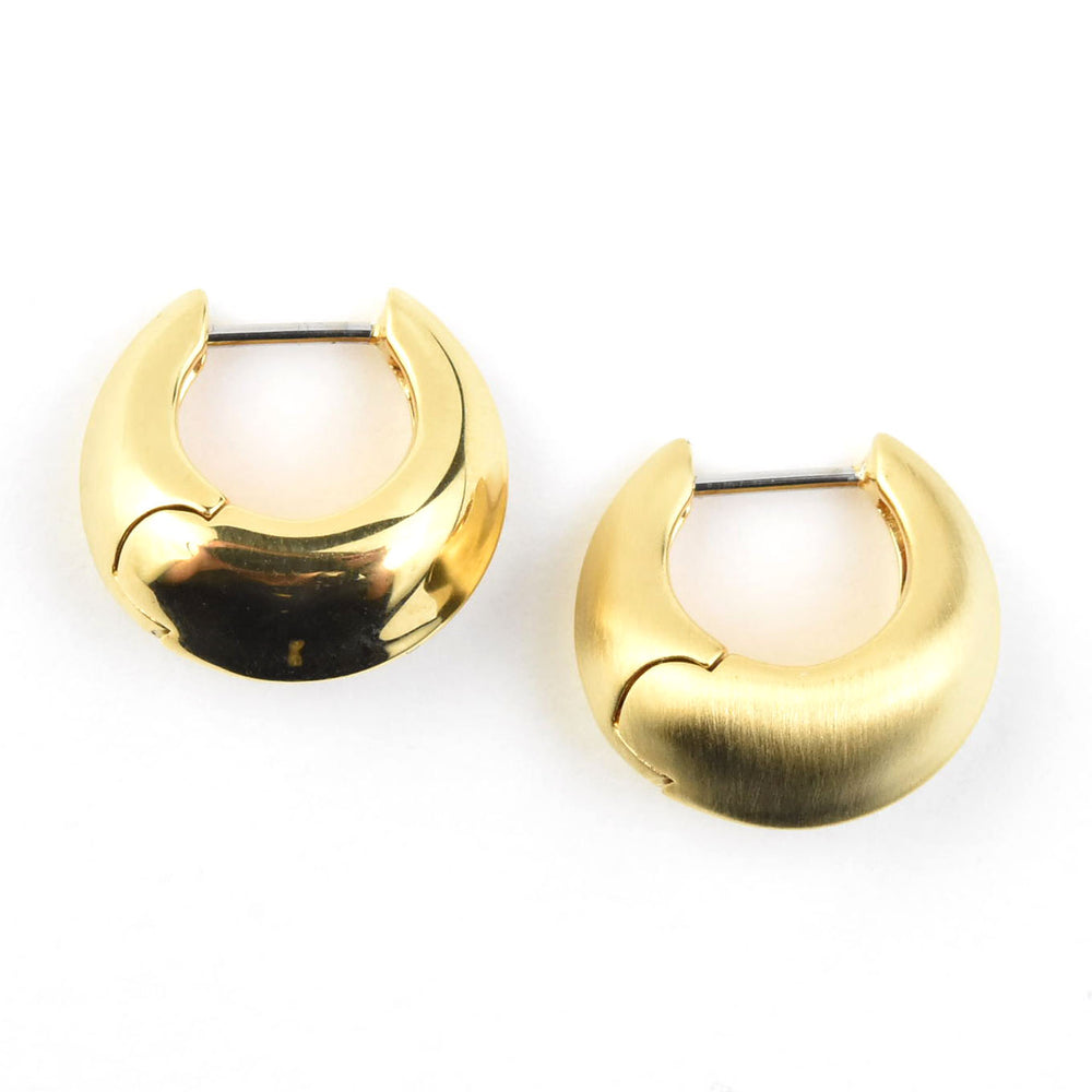 Tao Huggie Hoops - Goldmakers Fine Jewelry